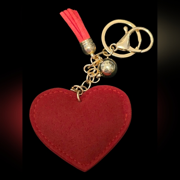 Red Rhinestone Broken Heart Keychain – Bag Charm / Purse Accessory - Picture 3 of 3